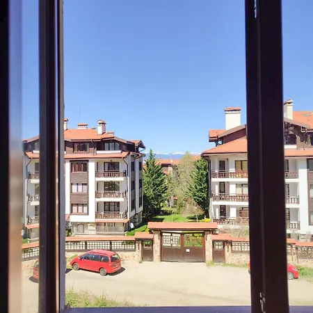 アパート Pirin Heights 200m From Road バンスコ