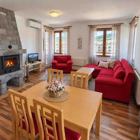 Pirin Heights Mountain View 200m From Road Daire Bansko